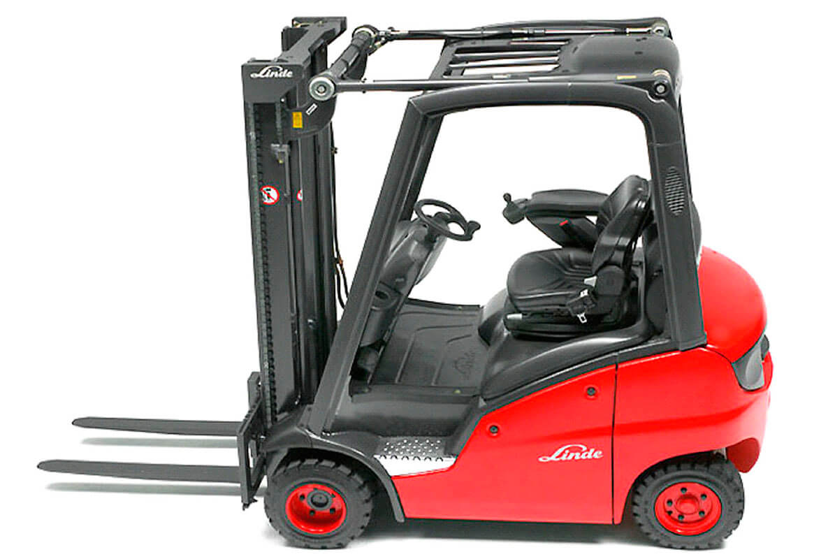 Series  391 - Pneumatic Tire - Image 2