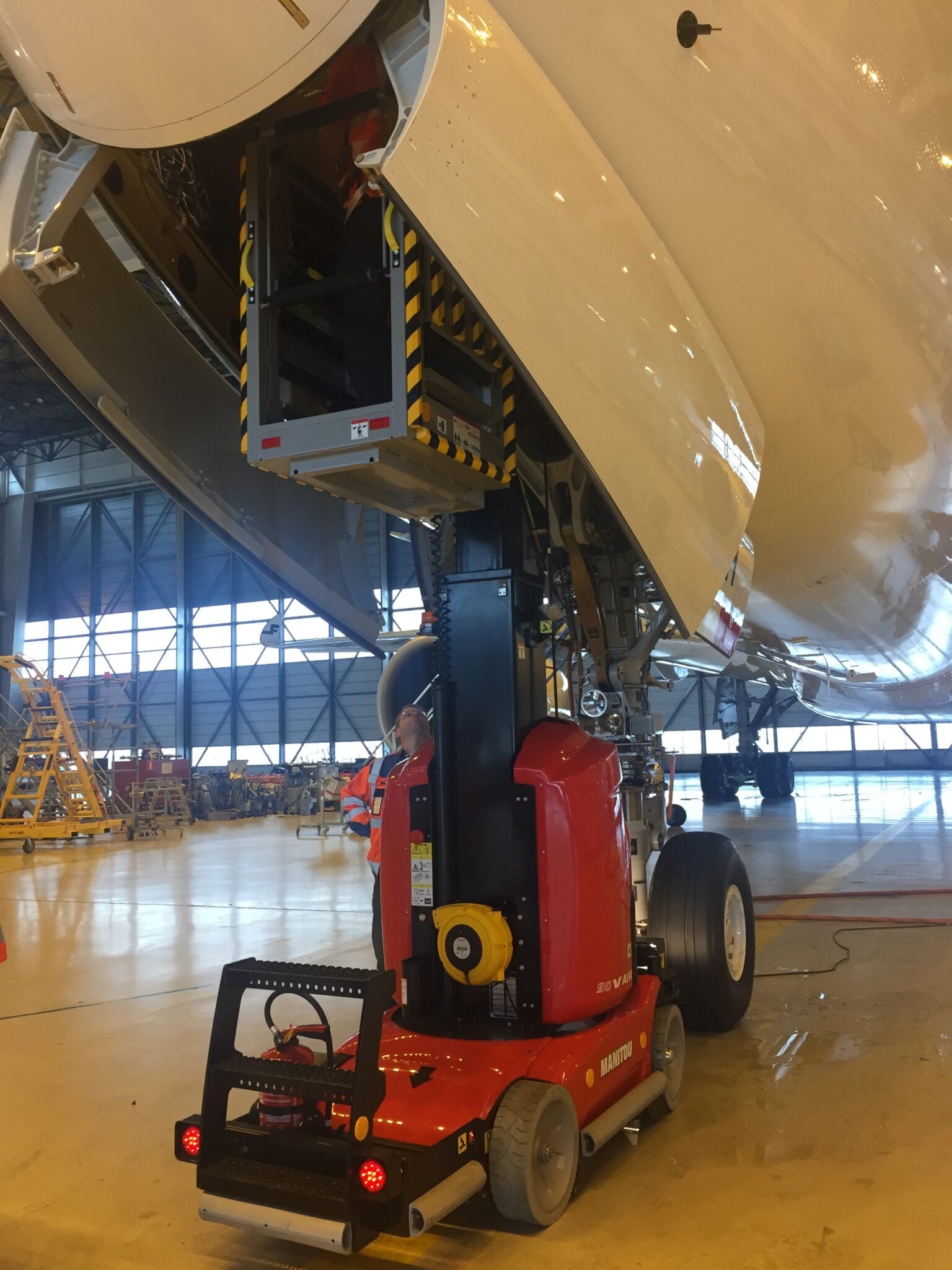 Manitou V' Air 23 - Image 4